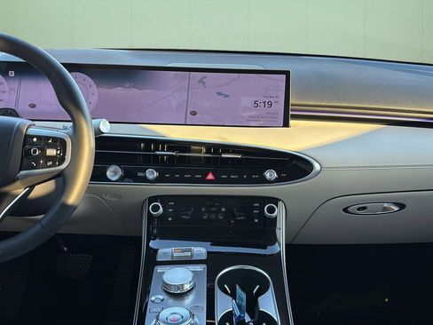 Certified 2026 Genesis GV70 2.5T image 22