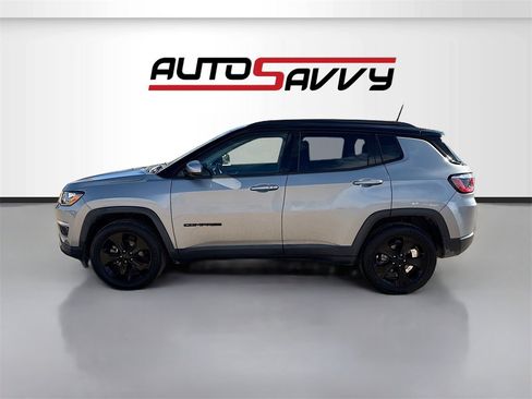 Used 2020 Jeep Compass Latitude image 4