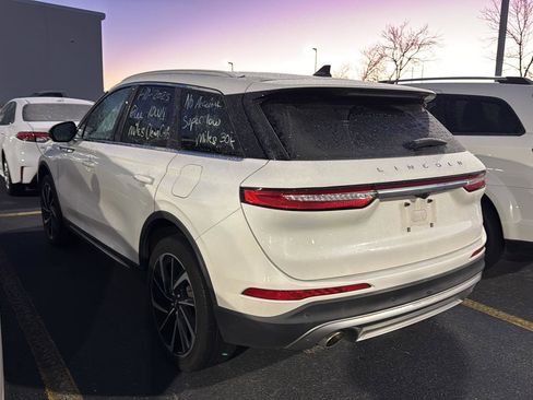 Used 2023 Lincoln Corsair Reserve image 8