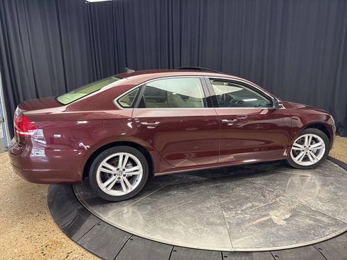 Used 2014 Volkswagen Passat 1.8T SE image 10