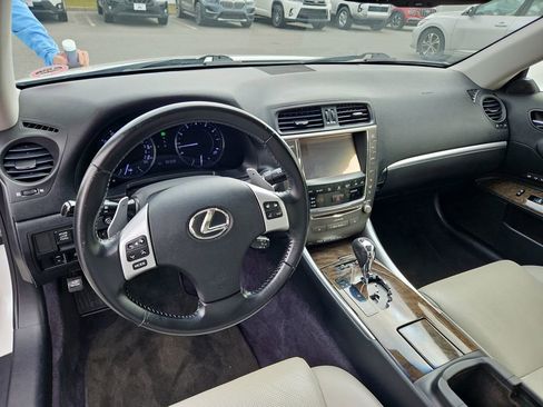Used 2013 Lexus IS 250C image 13
