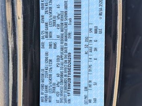 Used 2025 Ford F250 Lariat w/ Chrome Package image 29