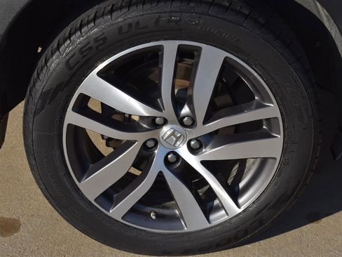 Used 2018 Honda Pilot Touring image 14