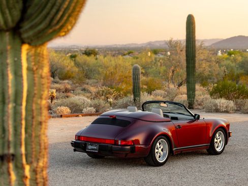 Used 1989 Porsche 911 Carrera RWD image 9