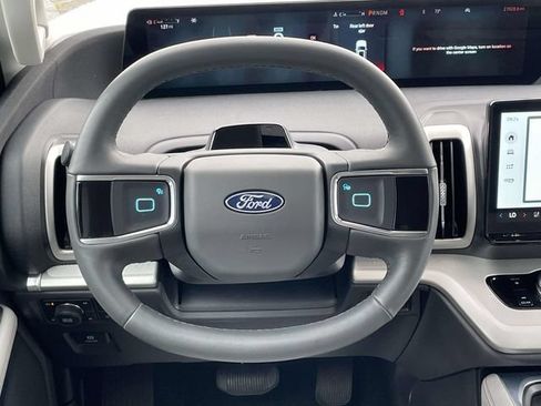 Certified 2025 Ford Expedition Max Active AWD/4WD image 15