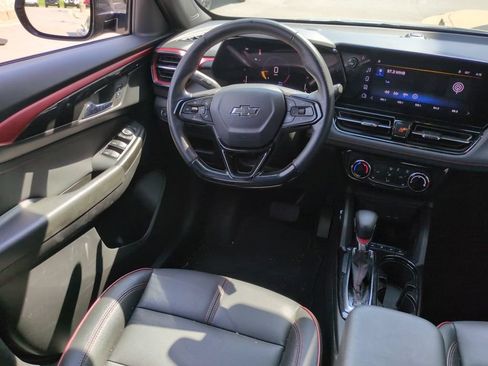 Used 2024 Chevrolet TrailBlazer RS FWD image 8