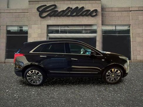 Used 2018 Cadillac XT5 Premium Luxury AWD/4WD image 6