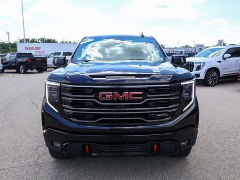 New 2026 GMC Sierra 1500 AT4 w/ AT4 Premium Package AWD/4WD image 31