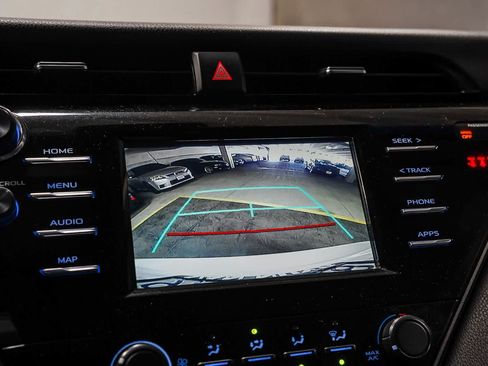 Certified 2019 Toyota Camry LE FWD image 25