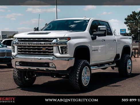 Used 2021 Chevrolet Silverado 2500 LT w/ All Star Edition AWD/4WD image 3