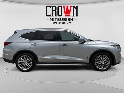 Used 2022 Acura MDX SH-AWD w/ Advance Package image 2