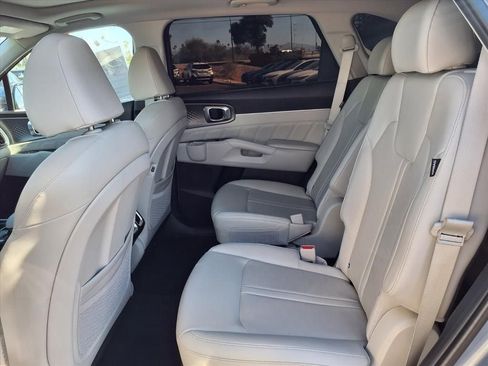 Used 2024 Kia Sorento SX image 24