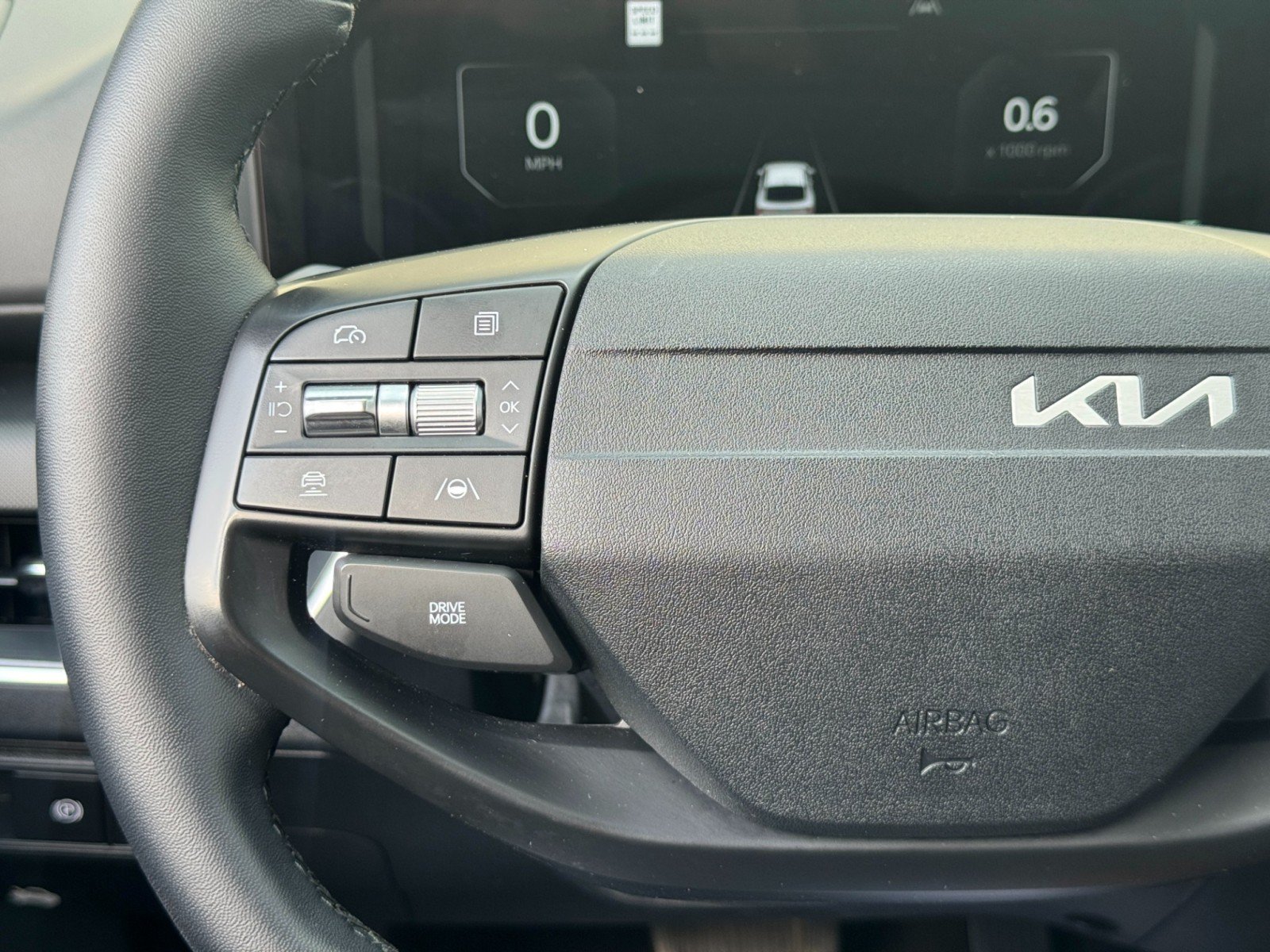 Used 2025 Kia K4 EX FWD image 17
