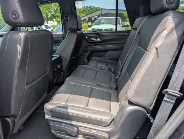 Used 2023 Chevrolet Tahoe LT w/ Luxury Package RWD image 16