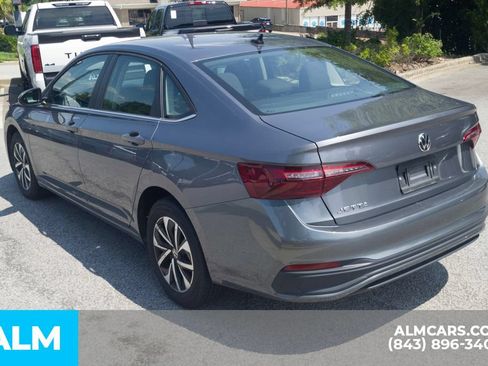 Used 2024 Volkswagen Jetta S FWD image 9