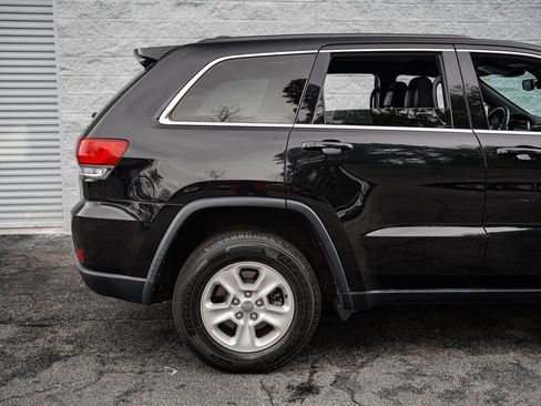 Used 2017 Jeep Grand Cherokee Laredo image 15