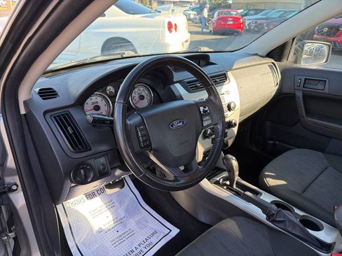 Used 2008 Ford Focus SE image 31