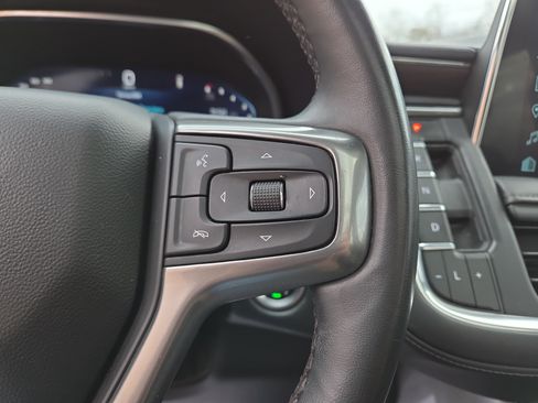 Used 2023 Chevrolet Tahoe Z71 w/ Luxury Package image 20