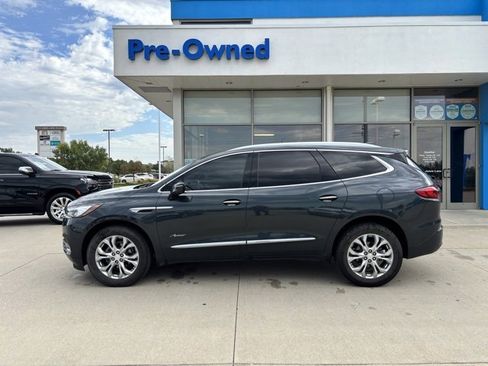 Used 2021 Buick Enclave Avenir w/ Avenir Technology Package image 8