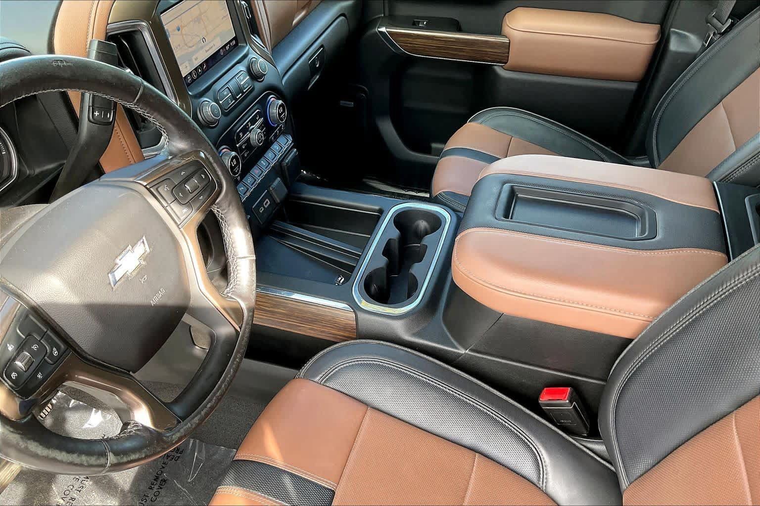 Used 2022 Chevrolet Silverado 2500 High Country w/ Z71 Off-Road Package AWD/4WD image 17