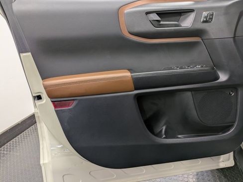 Used 2024 Ford Bronco Sport Badlands w/ Premium Package image 8