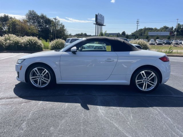 Used 2017 Audi TT 2.0T AWD/4WD image 4