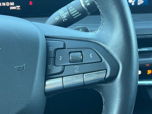 Certified 2024 Cadillac XT4 Premium Luxury image 39