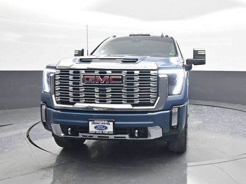 Used 2024 GMC Sierra 2500 Denali w/ Denali Reserve Package image 3