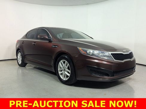 Used 2011 Kia Optima LX w/ Convenience Pkg image 1