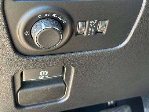 New 2026 Jeep Grand Wagoneer Limited AWD/4WD image 24