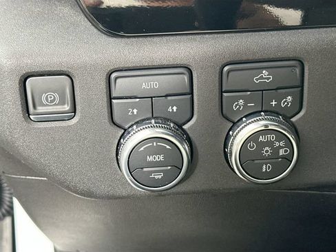 Used 2023 GMC Sierra 1500 Elevation AWD/4WD image 22