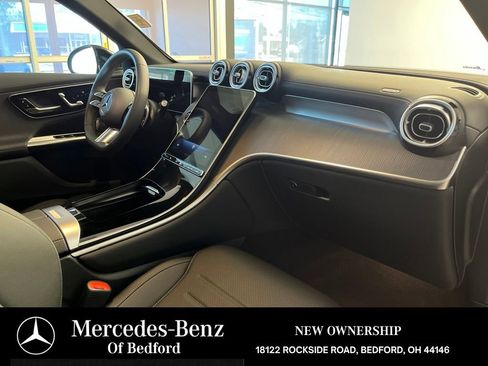 Used 2026 Mercedes-Benz GLC 300 4MATIC image 21