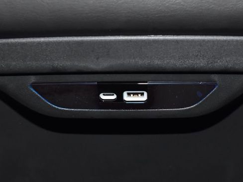 New 2026 Chrysler Pacifica Select image 30