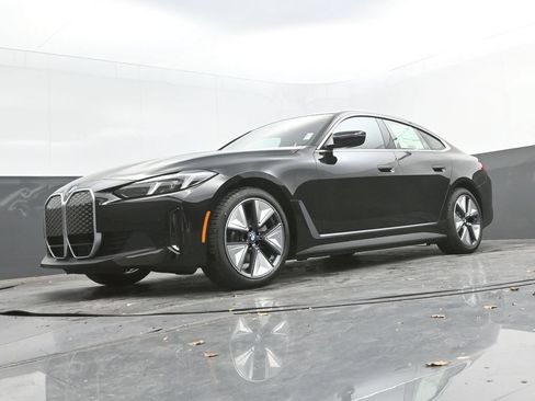 New 2026 BMW i4 eDrive40 RWD image 42