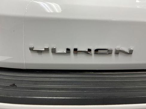 Certified 2023 GMC Yukon SLT image 31