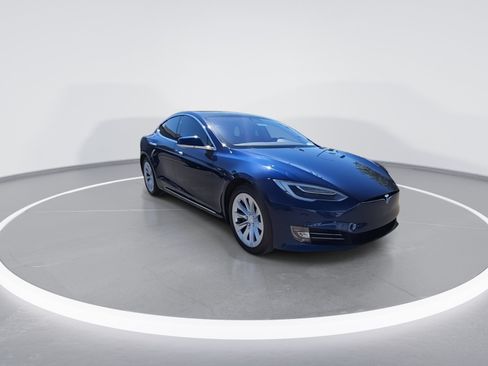 Used 2017 Tesla Model S 75D AWD/4WD image 5