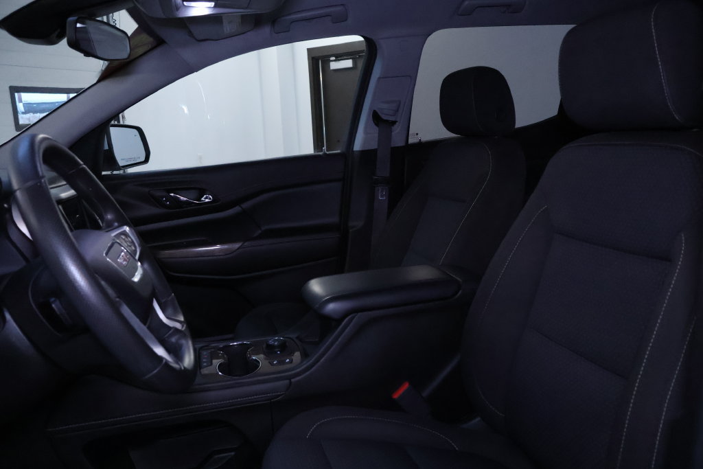 Used 2023 GMC Acadia SLE w/ Driver Convenience Package AWD/4WD image 15
