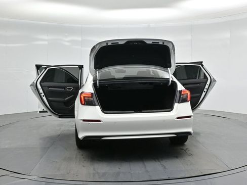 Used 2024 Honda Civic Touring image 31