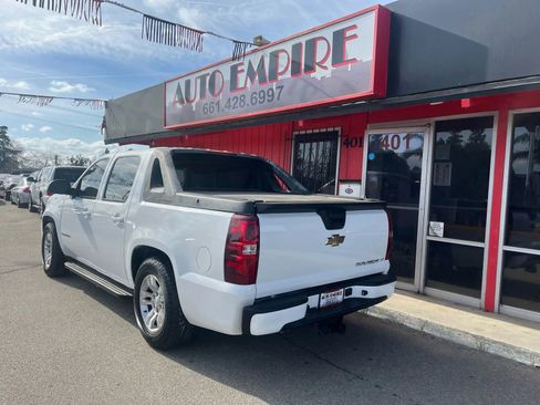 Used 2009 Chevrolet Avalanche LT image 5