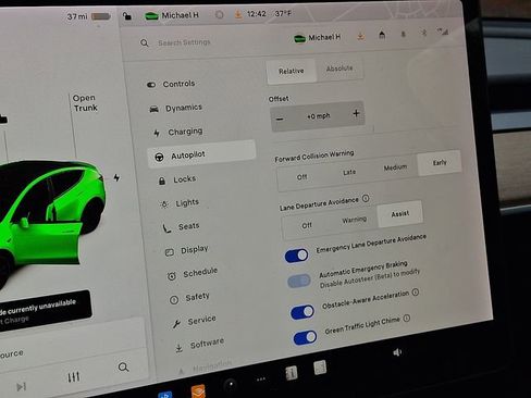 Used 2022 Tesla Model Y Performance image 27