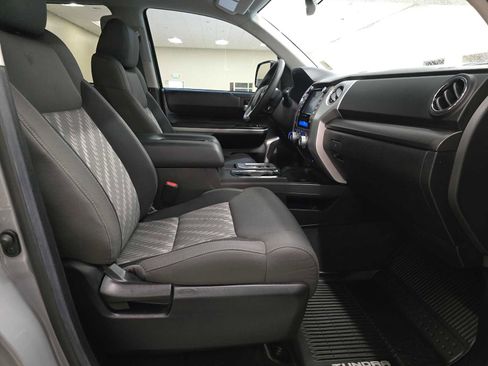 Used 2020 Toyota Tundra SR5 w/ TRD Off-Road Package AWD/4WD image 26