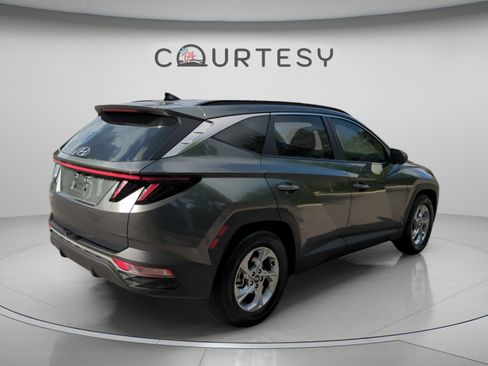 Used 2022 Hyundai Tucson SEL w/ Cargo Package FWD image 7
