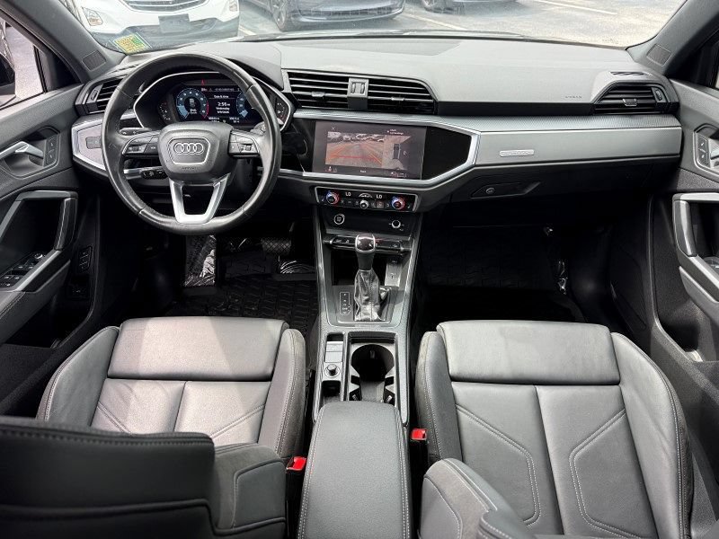 Used 2022 Audi Q3 2.0T Premium Plus w/ Premium Plus Package AWD/4WD image 18
