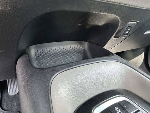 Used 2024 Toyota Corolla LE FWD image 19