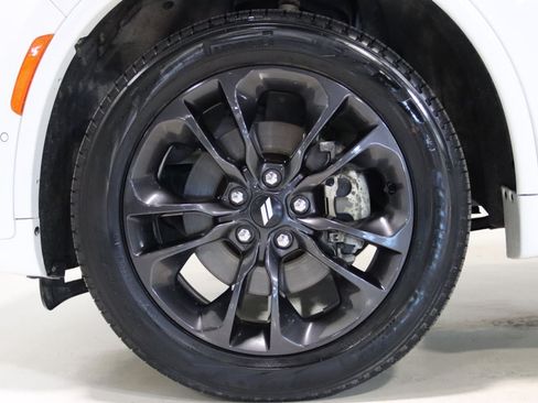 Used 2025 Dodge Durango GT AWD/4WD image 75
