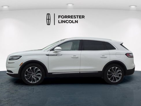 Used 2021 Lincoln Nautilus Reserve w/ Class II Trailer Tow Package image 6