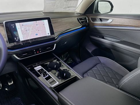 New 2026 Volkswagen Atlas SEL Premium R-Line image 24