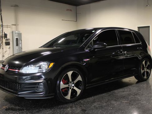 Used 2018 Volkswagen GTI S FWD image 8