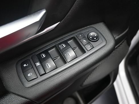Used 2019 RAM 1500 Big Horn AWD/4WD image 19