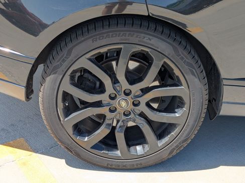 Used 2020 Land Rover Range Rover HSE AWD/4WD image 12